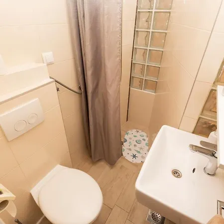Alley Studio Varos Apartmán *